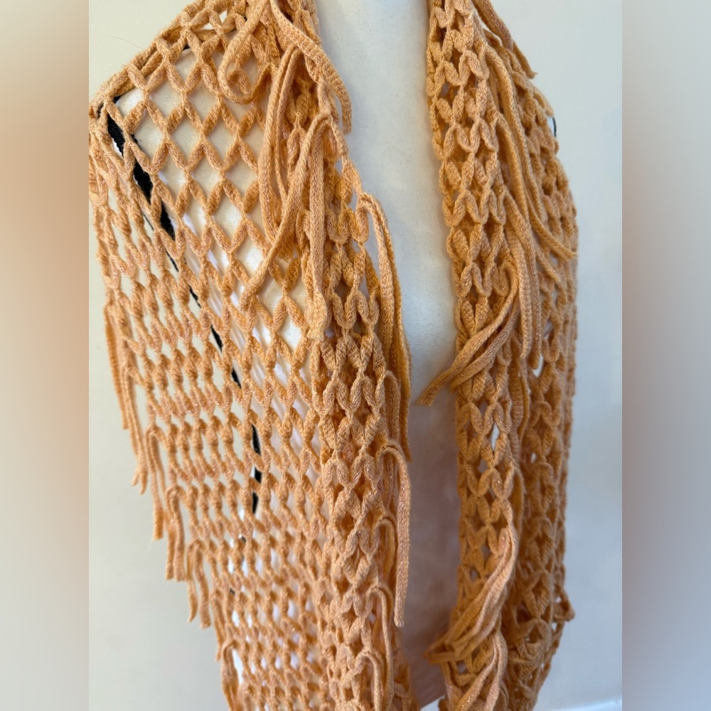 Peach crochet shawl or wrap with fringe - Picture 3 of 3